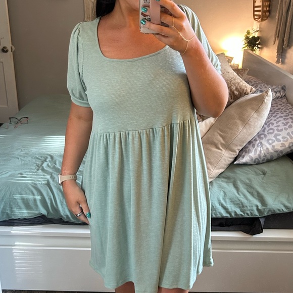 FIRST LOVE Women’s Boutique Brand Mint Two Toned Ribbed Dress Size Medium NWOT - Picture 6 of 7